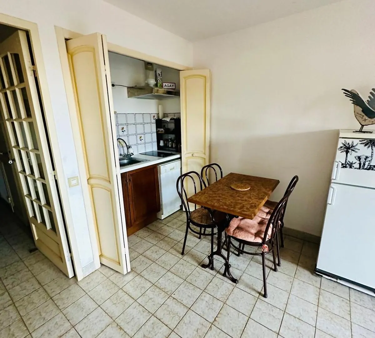 Apartment Cozy Studio For 3 People Saint-Raphael  France