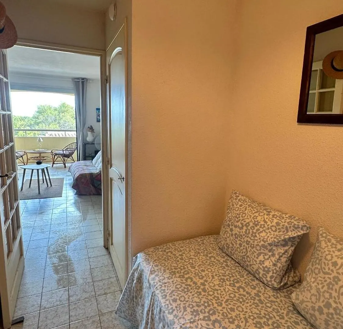 Cozy Studio For 3 People Saint-Raphael  0*, Saint-Raphael (Var)