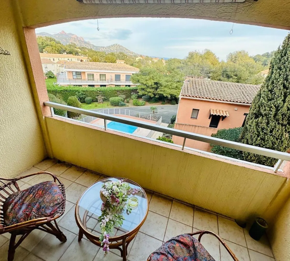 Cozy Studio For 3 People Saint-Raphaël