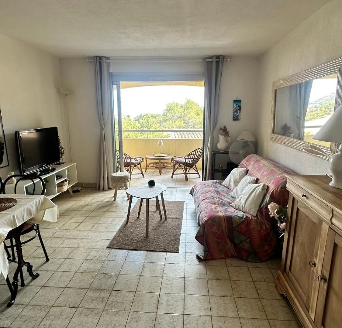Cozy Studio For 3 People Saint-Raphaël 0*,